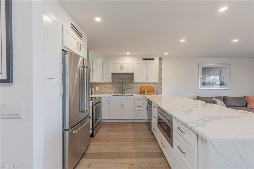 2880 Gulf Shore Blvd N, Unit 509, Naples, FL 34103 Photo