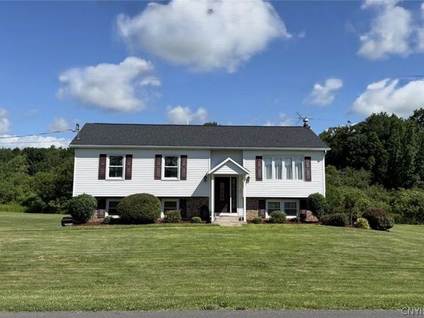 6905 Fairway Drive, Westmoreland, NY 13490
