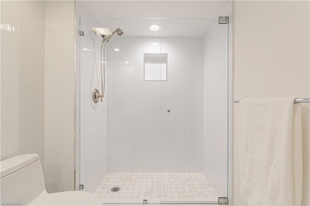 2880 Gulf Shore Blvd N, Unit 509, Naples, FL 34103 Photo
