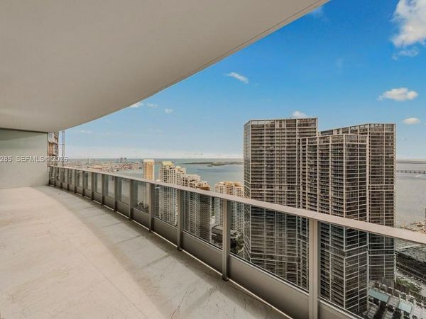 200 Biscayne Boulevard Way , Unit 5104, Miami, FL 33131