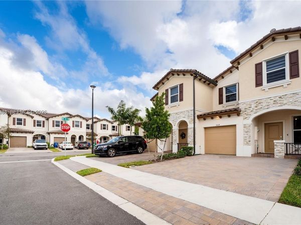 5514 NW 27th St , Unit 5514, Lauderhill, FL 33313