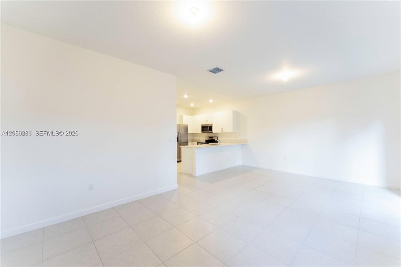 5514 NW 27th St , Unit 5514, Lauderhill, FL 33313 Photo