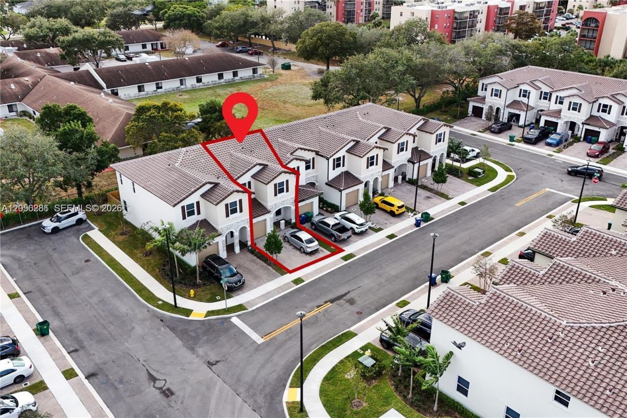 5514 NW 27th St , Unit 5514, Lauderhill, FL 33313 Photo