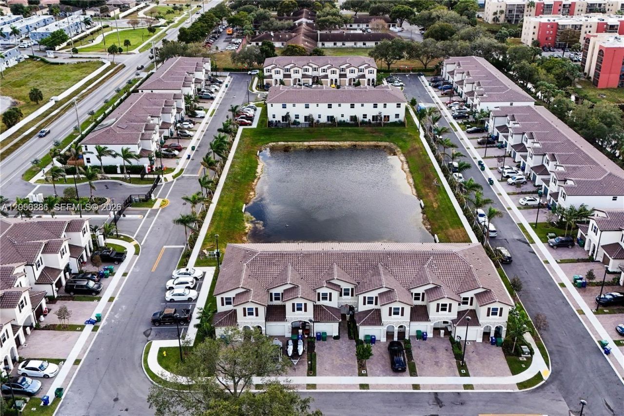 5514 NW 27th St , Unit 5514, Lauderhill, FL 33313 Photo