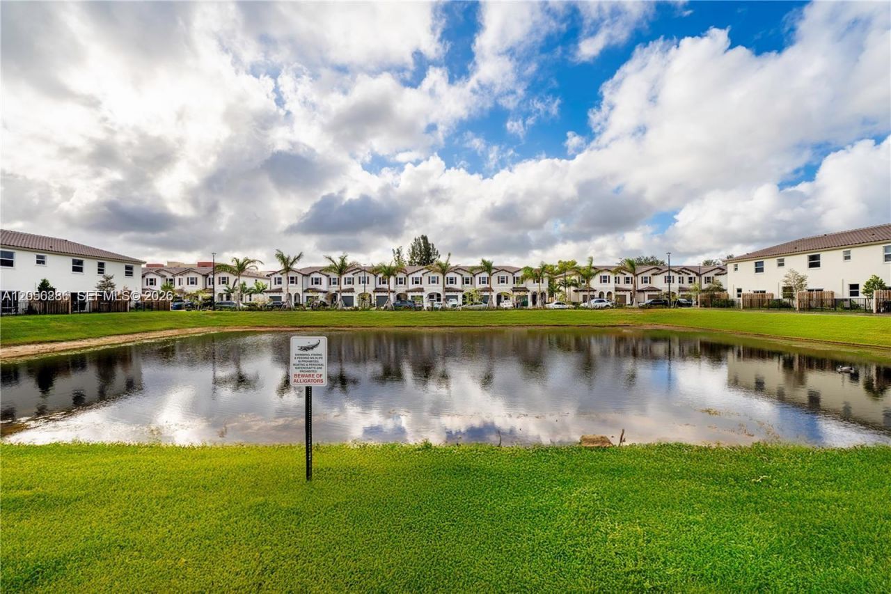 5514 NW 27th St , Unit 5514, Lauderhill, FL 33313 Photo
