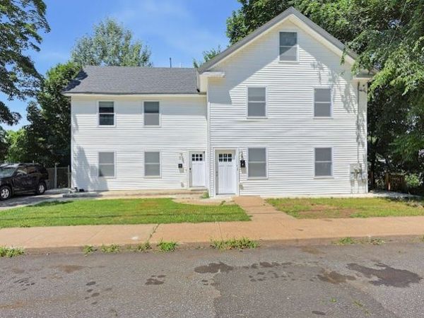 91 Cottage St, Unit B, Athol, MA 01331