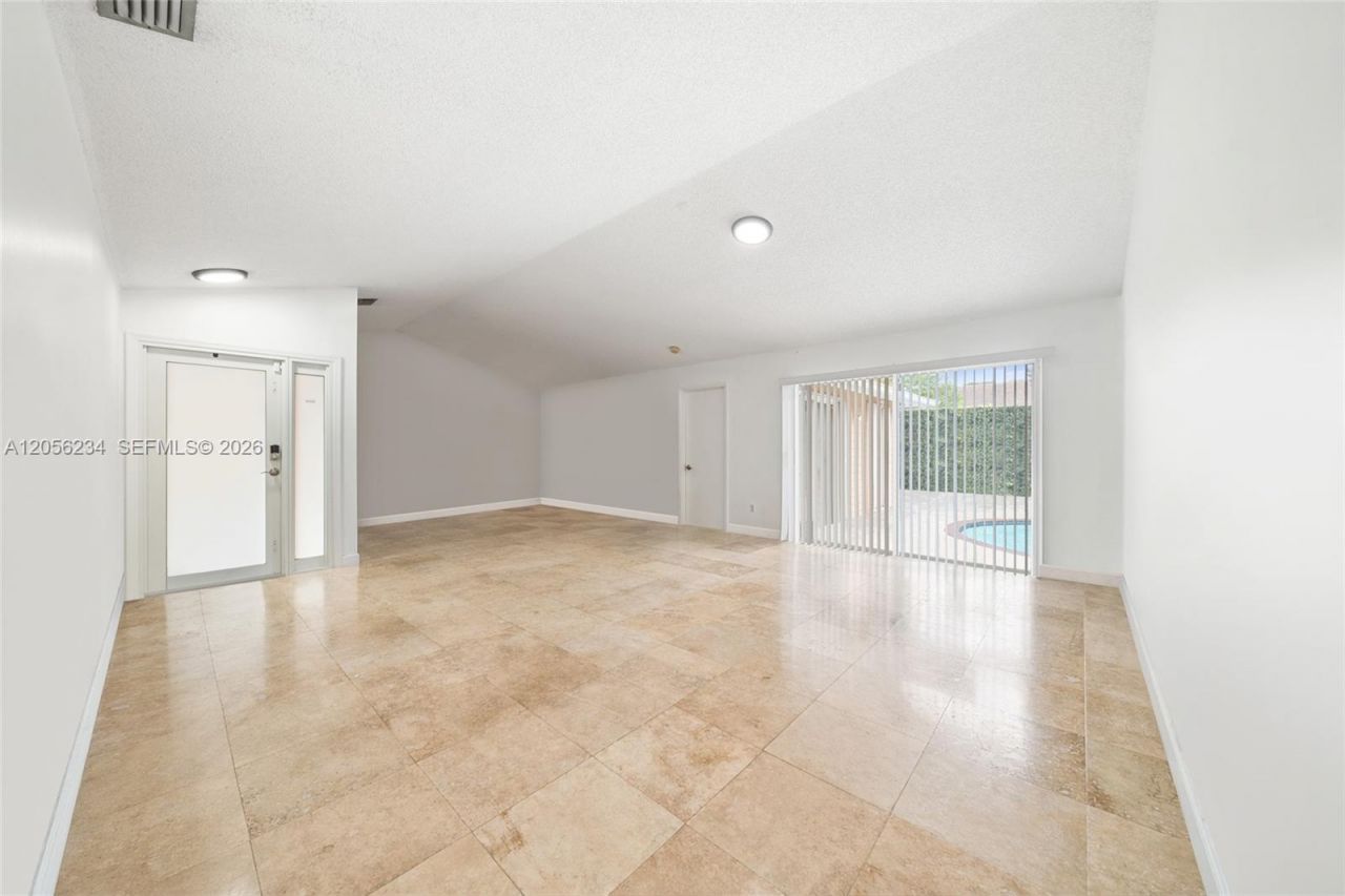 14145 SW 100th Ter , Miami, FL 33186 Photo
