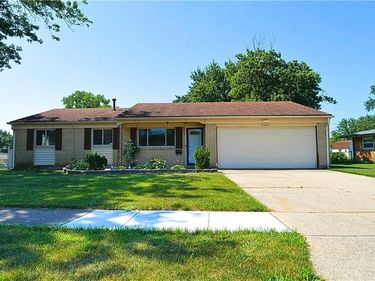 7342 Belle Plain Drive, Huber Heights, OH 45424