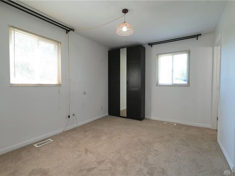 7342 Belle Plain Drive, Huber Heights, OH 45424 Photo 11