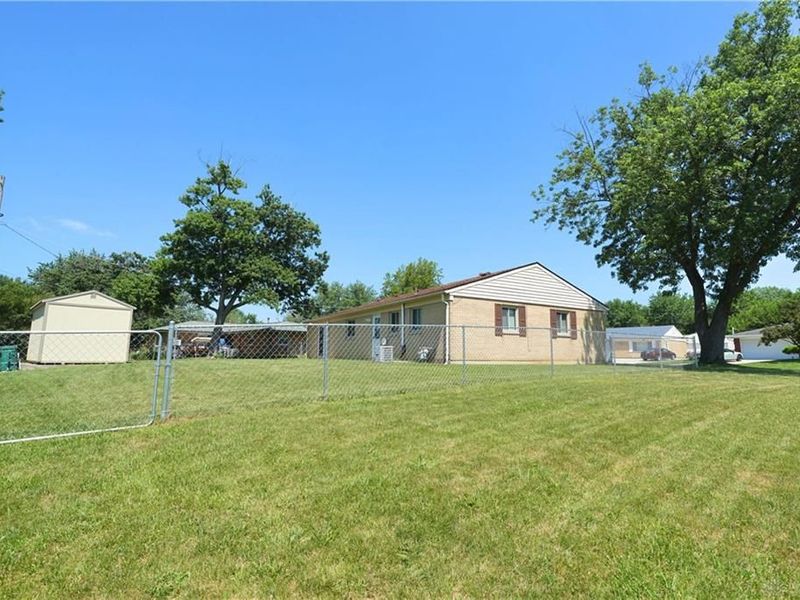 7342 Belle Plain Drive, Huber Heights, OH 45424 Photo 18
