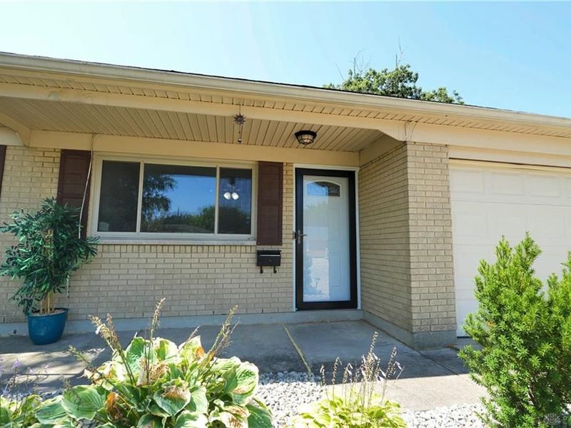 7342 Belle Plain Drive, Huber Heights, OH 45424 Photo 3