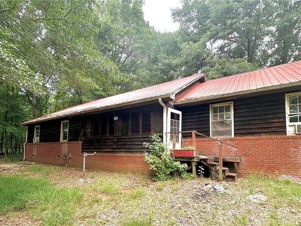 426 Veterans Drive , Danielsville, GA 30633
