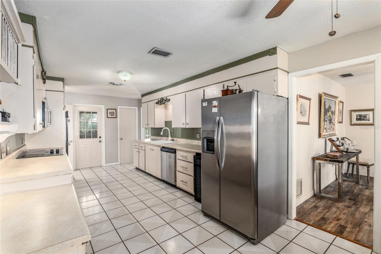 8544 NW 160th Avenue, Morriston, FL 32668 Photo