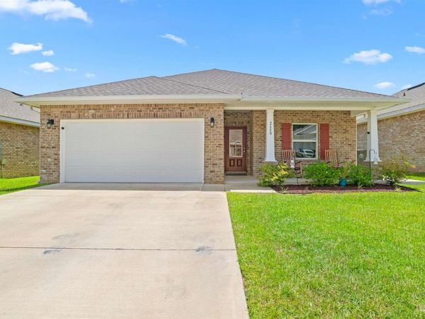 2680 Avalon St, Cantonment, FL 32533