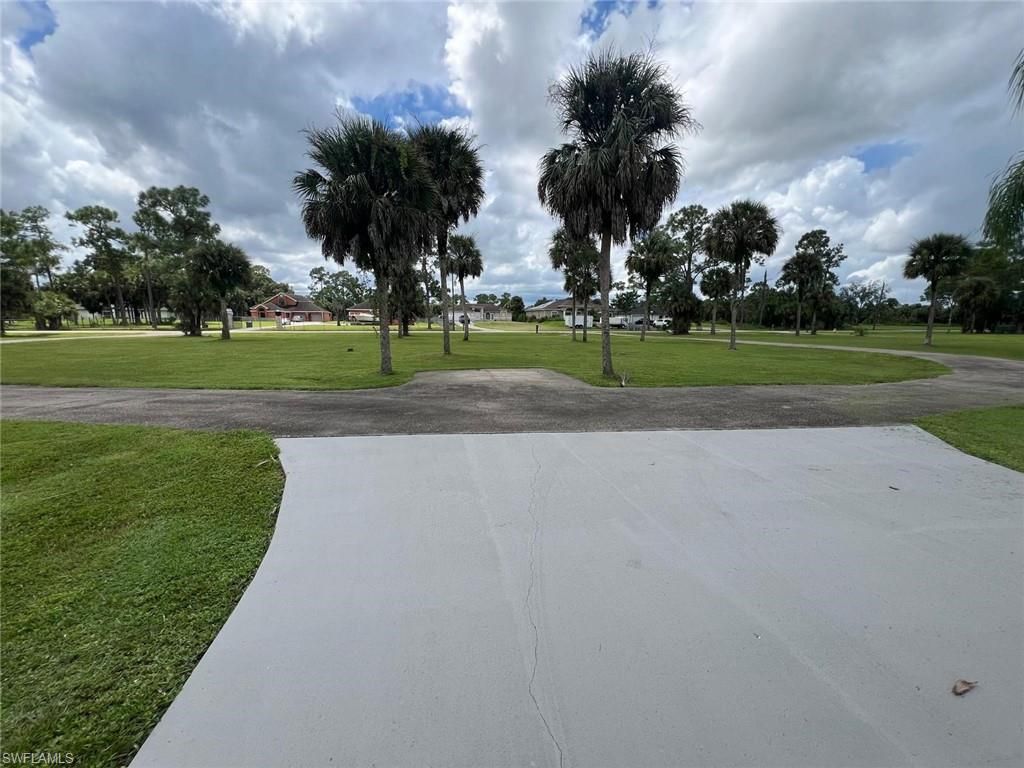 2875 18th Ave Se, Naples, FL 34117 Photo