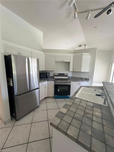 2875 18th Ave Se, Naples, FL 34117 Photo