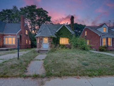 16651 Freeland Street , Detroit, MI 48235