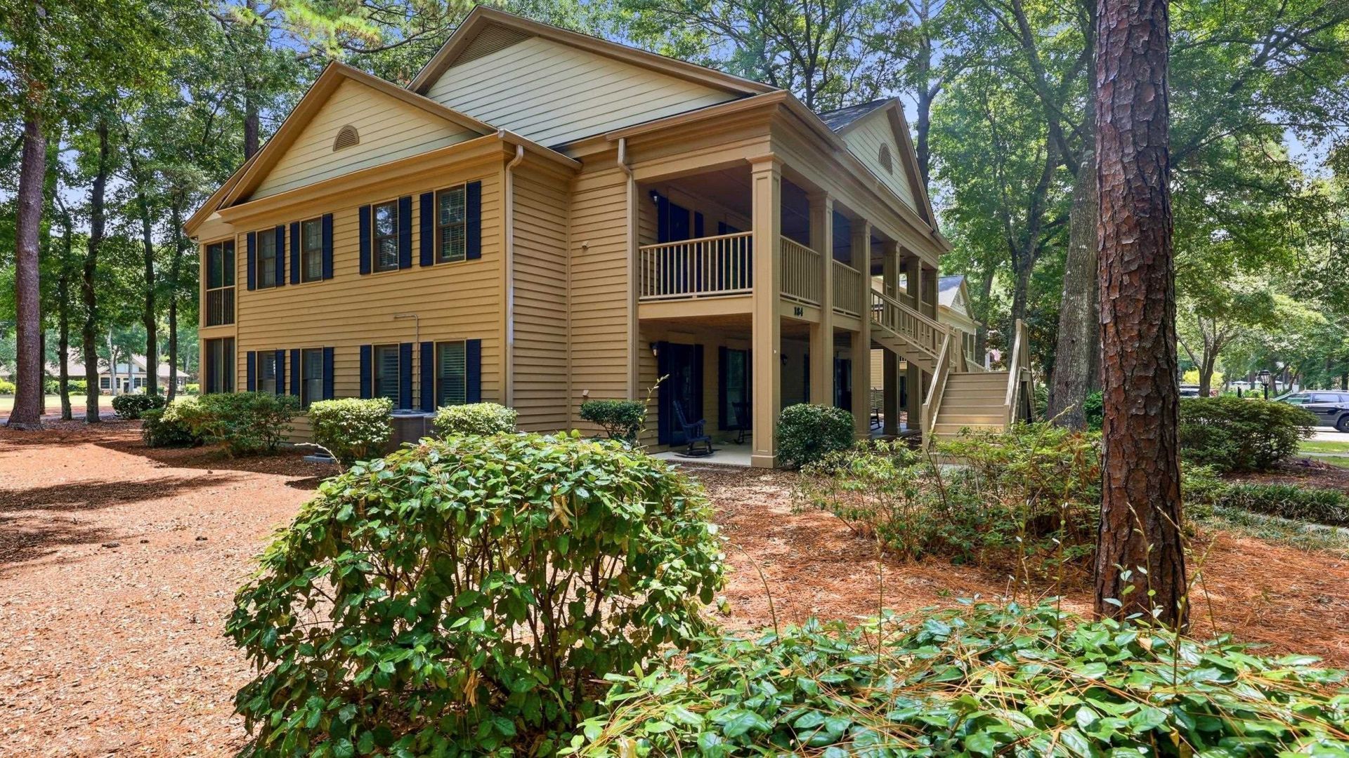 184 Stillwood Dr.  Photo 32