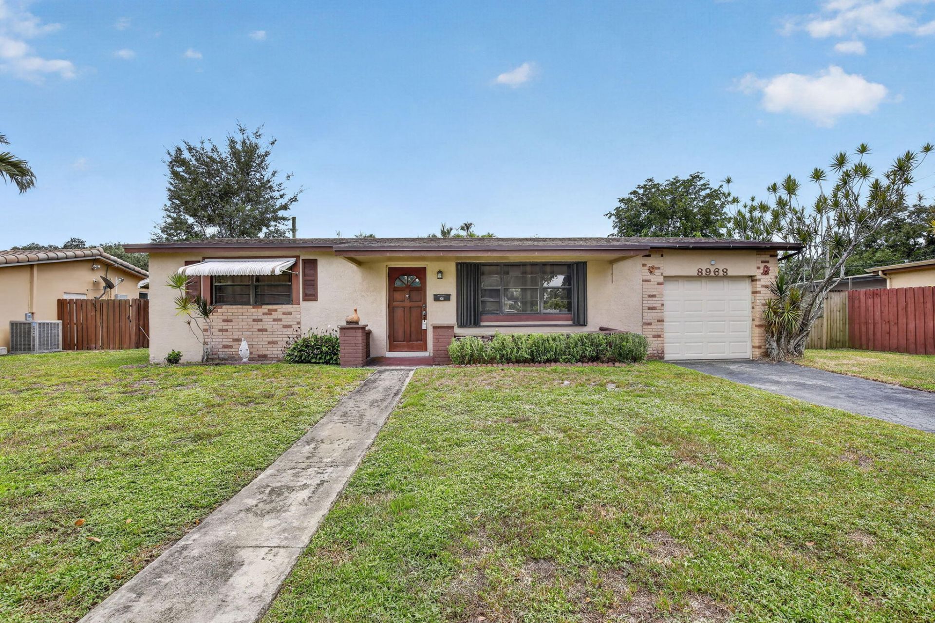 8968 SW 52nd Place, Cooper City, FL 33328 Photo