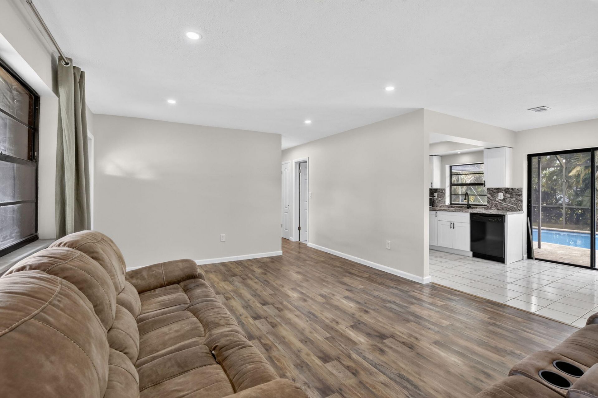 8968 SW 52nd Place, Cooper City, FL 33328 Photo