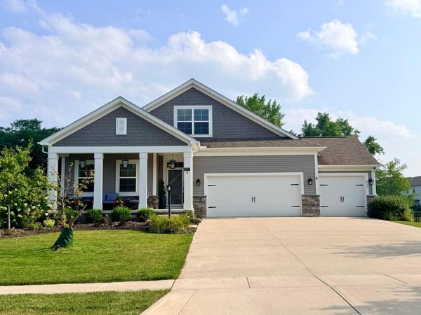 717 Bretforton Street, Pickerington, OH 43147
