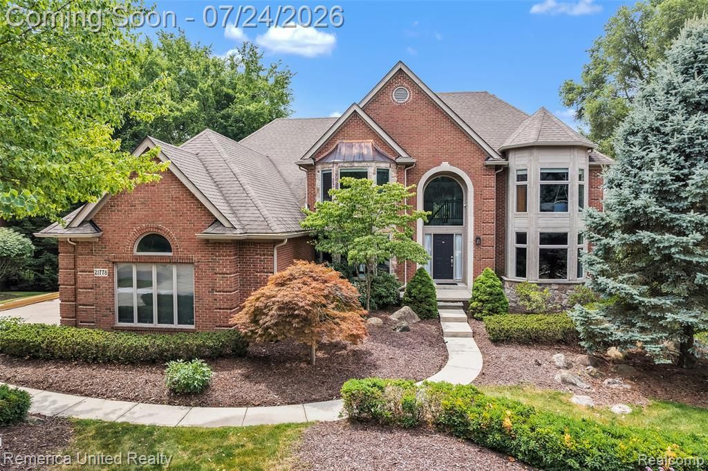 21778 Picadilly Circle, Novi, MI 48375 Main Photo