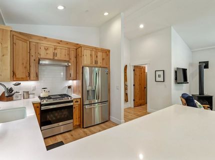 7235 8th Avenue , Tahoma, CA 96142 Photo