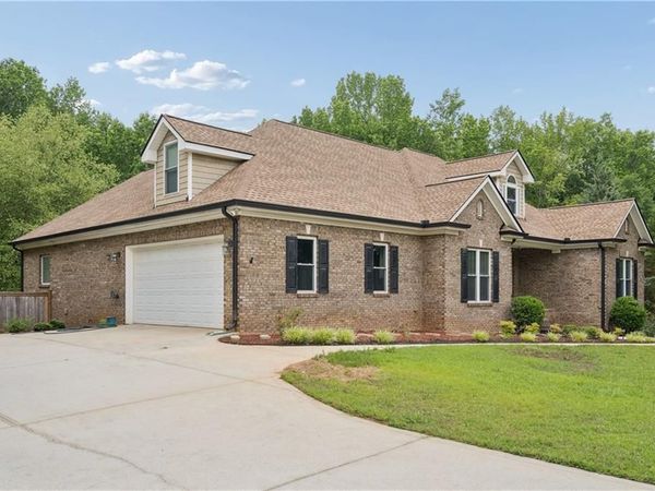 125 Mackey Road , Mcdonough, GA 30252