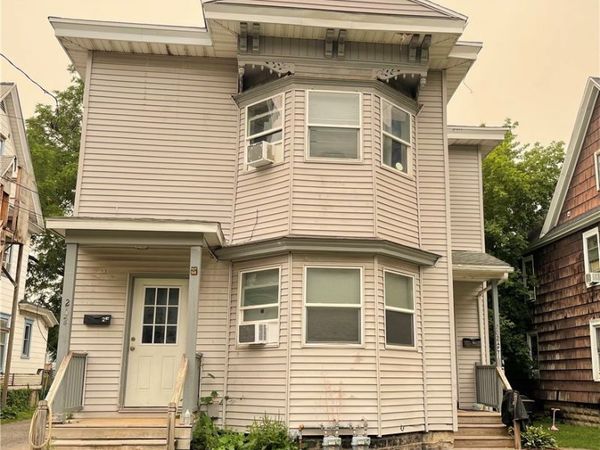 202 W Yates Street, East Syracuse, NY 13057