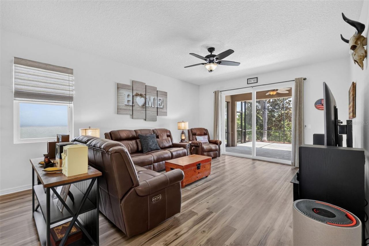 3115 Zander Drive, Grand Island, FL 32735 Photo