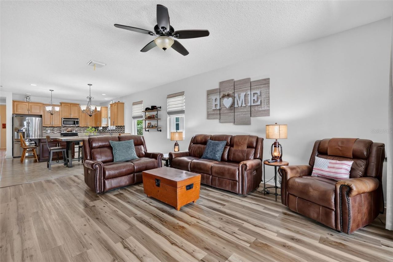 3115 Zander Drive, Grand Island, FL 32735 Photo
