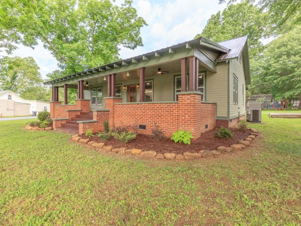 912 S Chattanooga Street, LaFayette, GA 30728