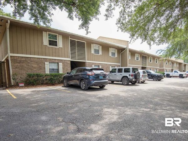 125 E 22nd Avenue, Unit 2, Gulf Shores, AL 36542