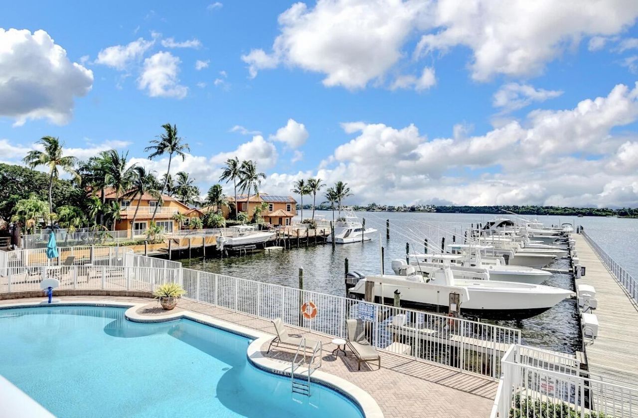 133 Harbors Way, Boynton Beach, FL 33435 Photo