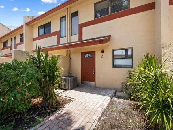 3281 E GOLF Boulevard, Unit 17, Pompano Beach, FL 33064