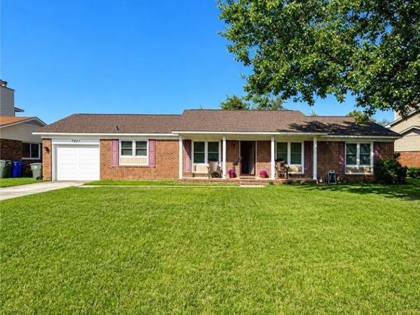 7841 Adrian Drive, Fayetteville, NC 28314