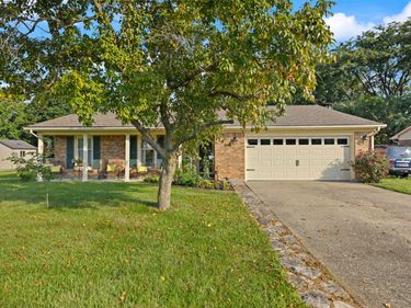 420 Marsailles Road, Versailles, KY 40383