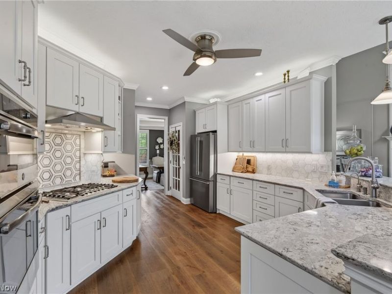 28948 Weybridge Drive, Westlake, OH 44145 Photo 15
