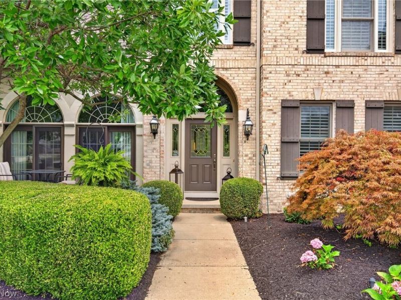 28948 Weybridge Drive, Westlake, OH 44145 Photo 4