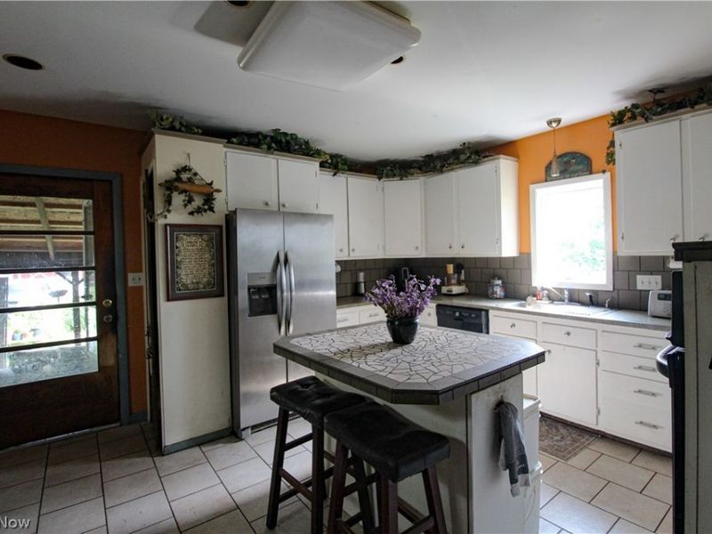 3363 Greensburg Road, North Canton, OH 44720 Photo 8