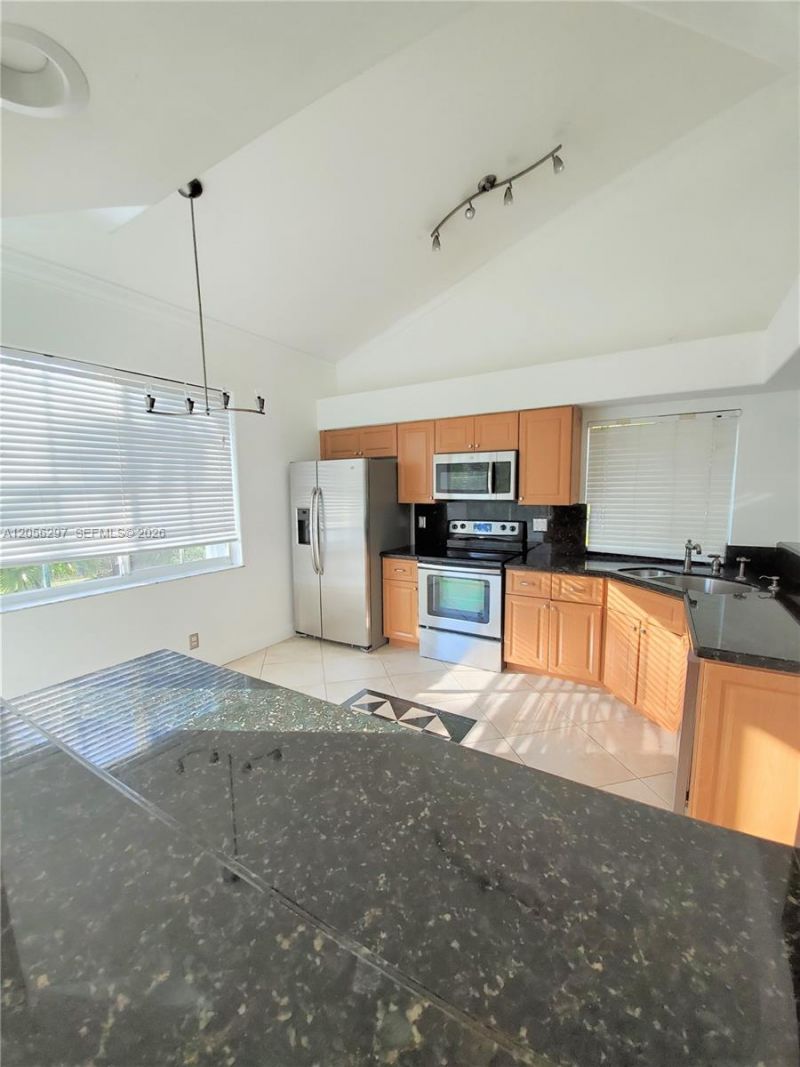569 Spinnaker , Weston, FL 33326 Photo