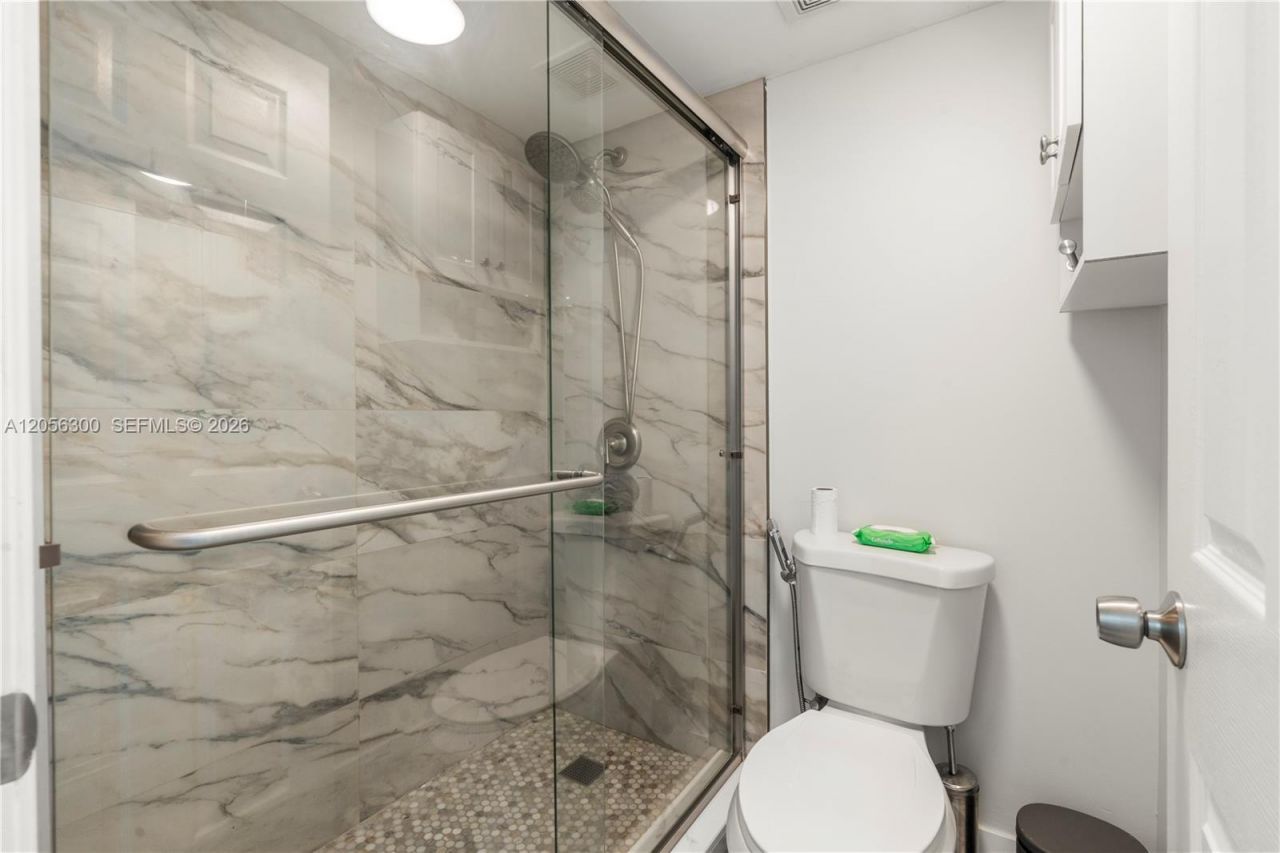 2991 NE 185th Steet , Unit 1706, Aventura, FL 33180 Photo