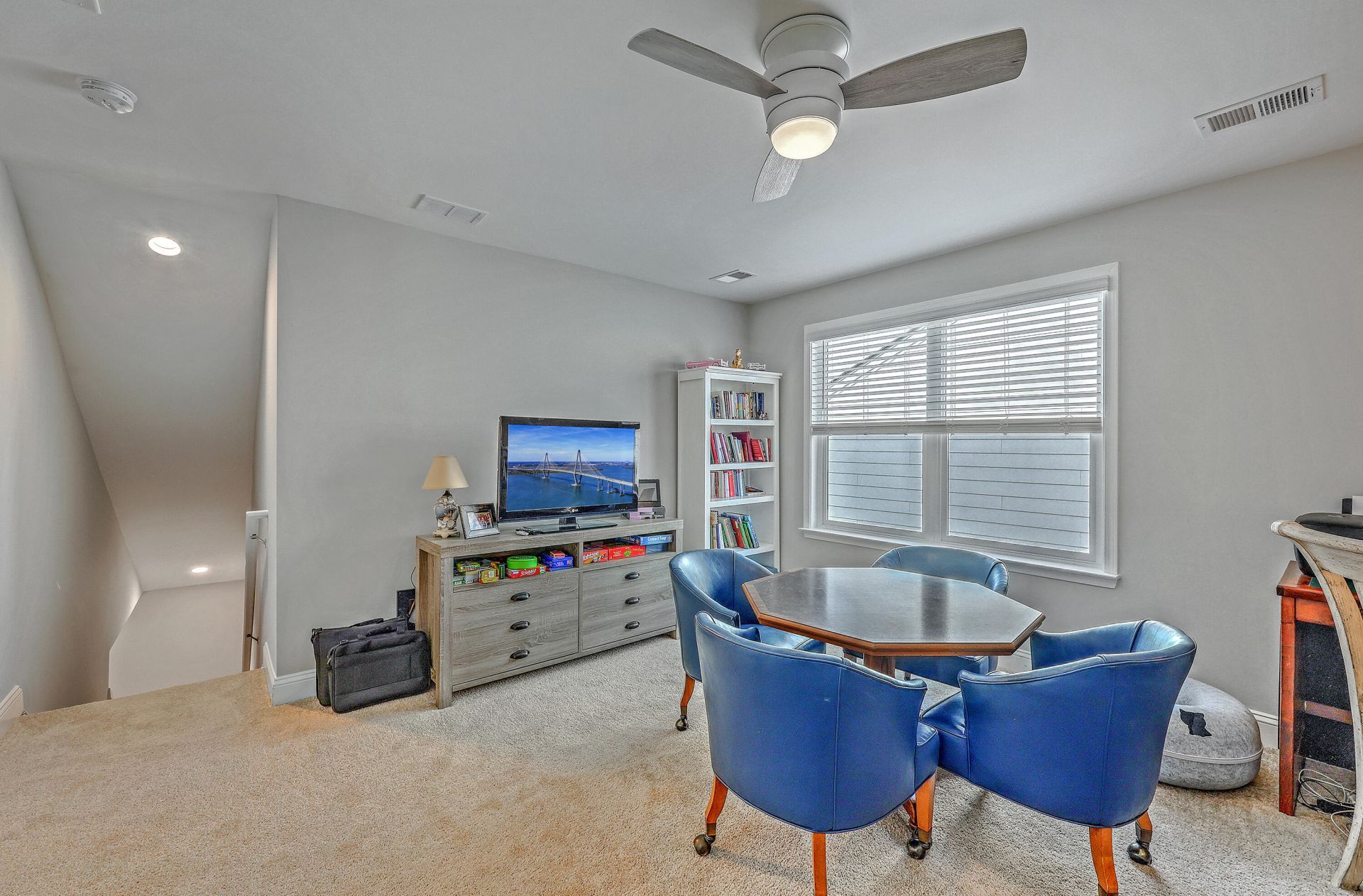 174 Garden Gate Way Photo 28