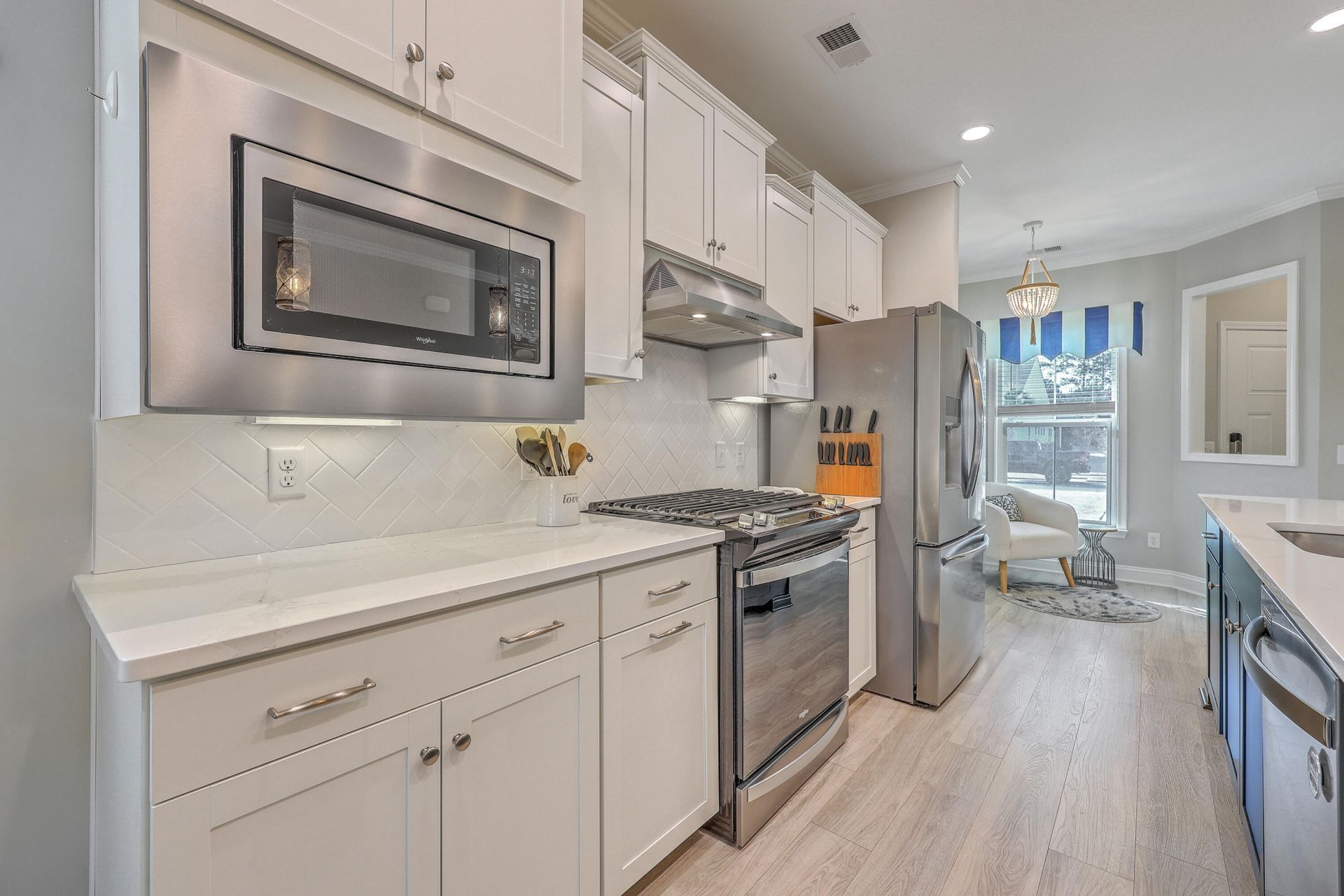 174 Garden Gate Way Photo 8