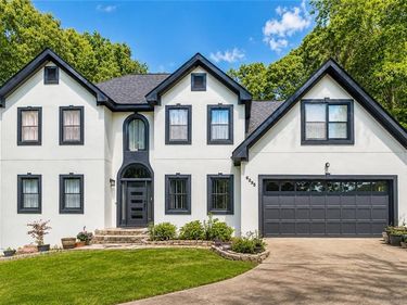 6235 Germantown Drive, Flowery Branch, GA 30542