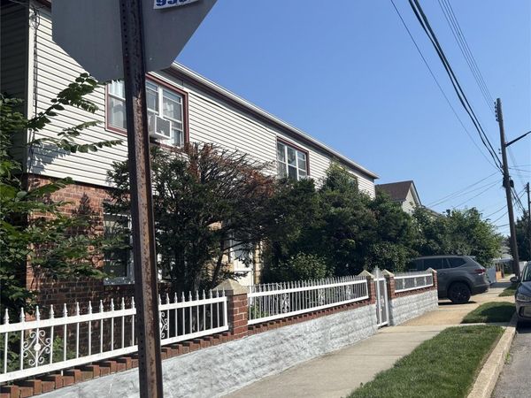 21811 107 Avenue , Unit 2, Queens Village, NY 11429