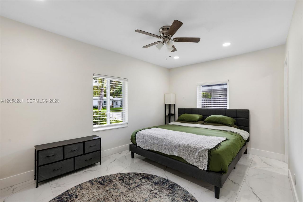 1008 SW 18th Ct, Fort Lauderdale, FL 33315 Photo