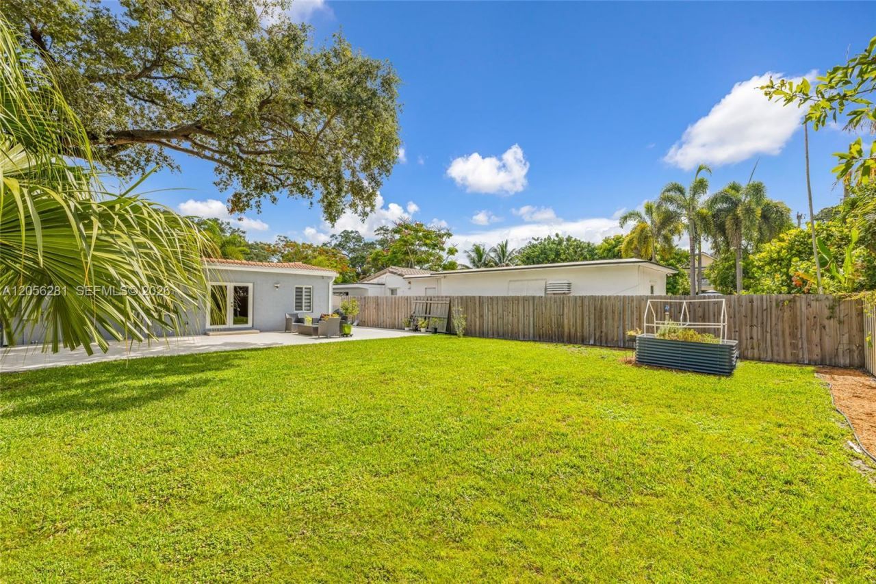 1008 SW 18th Ct, Fort Lauderdale, FL 33315 Photo