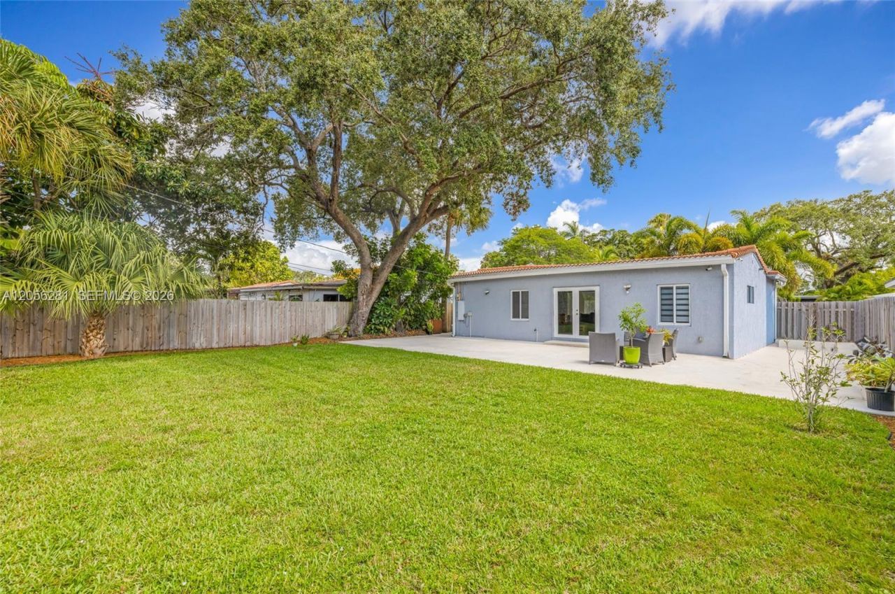 1008 SW 18th Ct, Fort Lauderdale, FL 33315 Photo