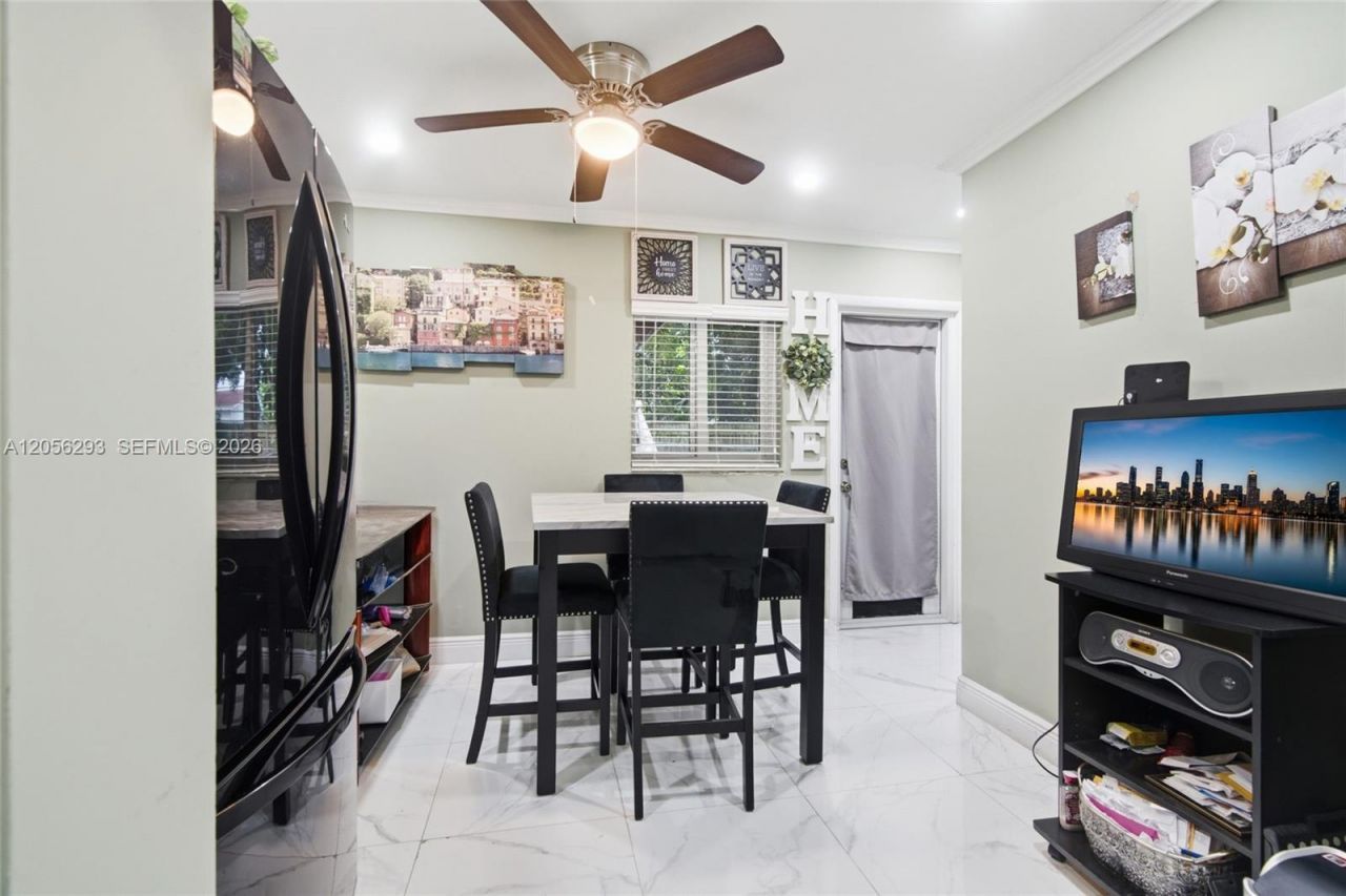 5460 SW 36th St , West Park, FL 33023 Photo